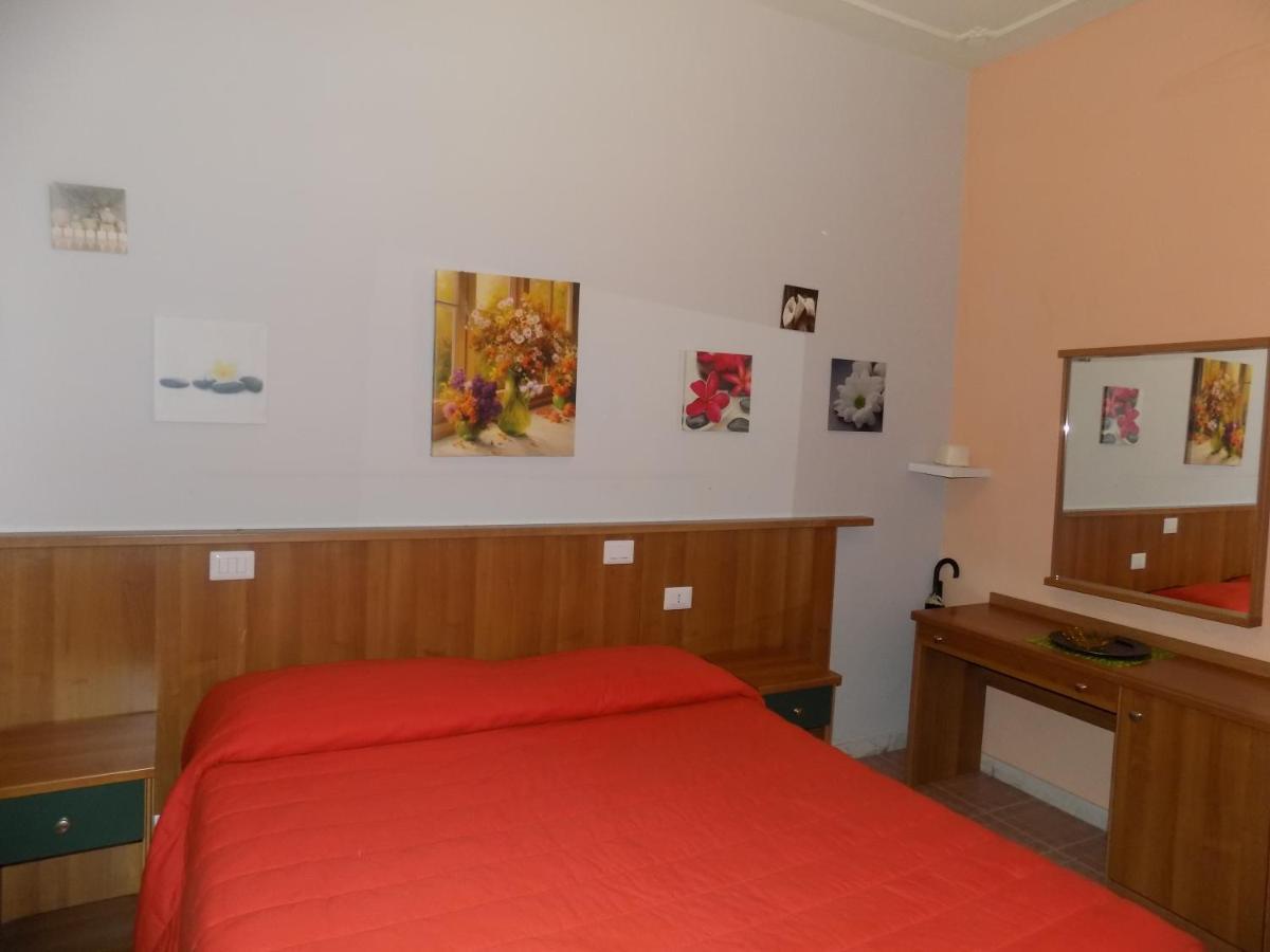 Casa Vacanza Frendy - Free Airport Transportation On Arrival If You Book An Of Minimum 3 Nights And 6 People Pensionat *
